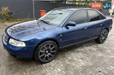 Audi A4  1998
