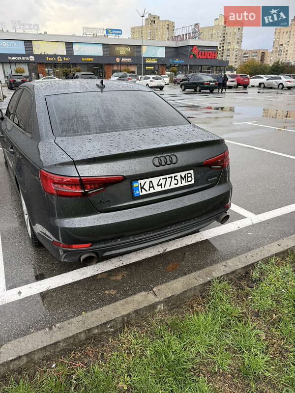 Седан Audi A4 2016 в Киеве