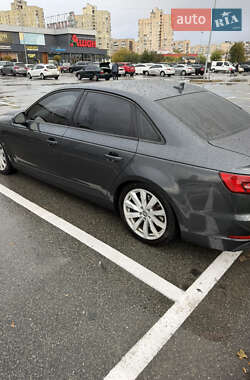 Седан Audi A4 2016 в Киеве