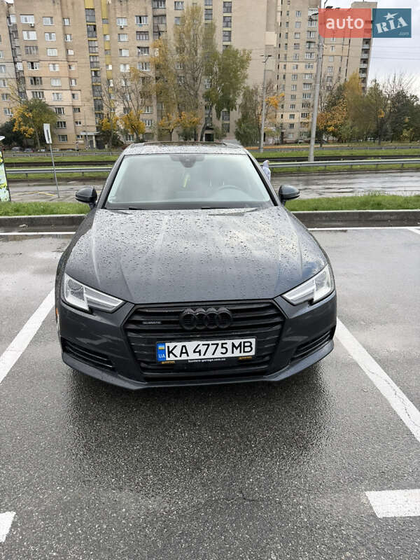 Седан Audi A4 2016 в Киеве