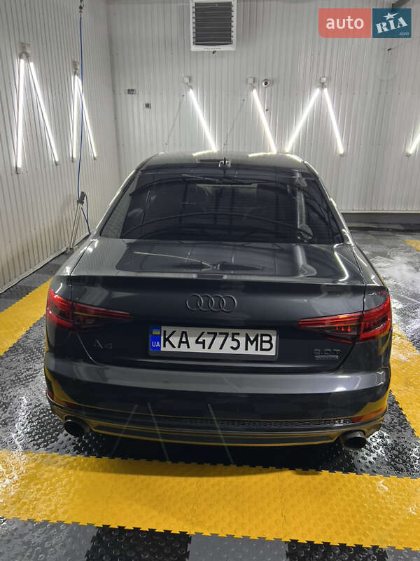 Седан Audi A4 2016 в Киеве