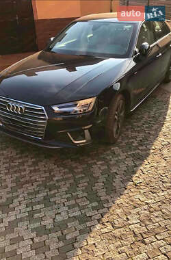 Audi A4  2017