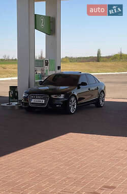 Седан Audi A4 2013 в Одессе