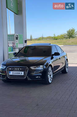 Седан Audi A4 2013 в Одессе