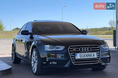 Седан Audi A4 2013 в Одессе