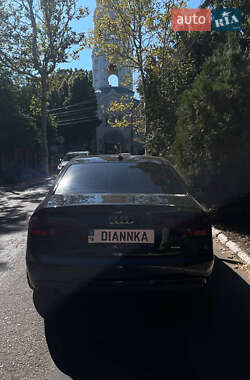 Седан Audi A4 2013 в Одессе