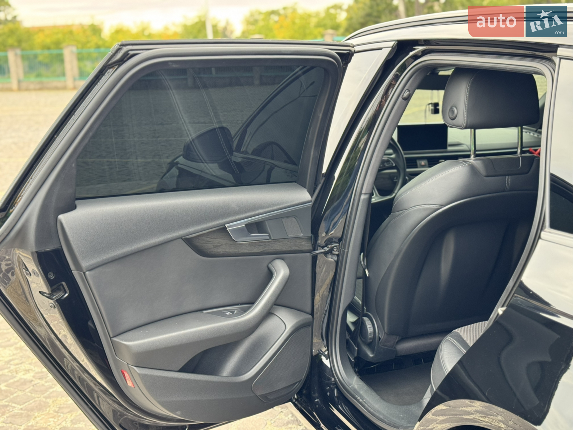 Audi A4 2016 VIN WAUZZZF49GA108694 фото оголошення 44 з 50