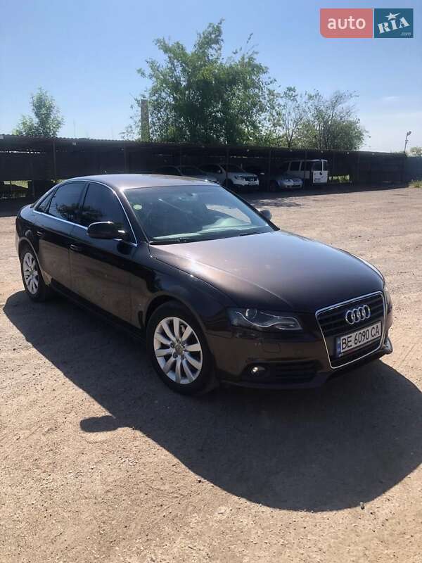 Audi A4 2011