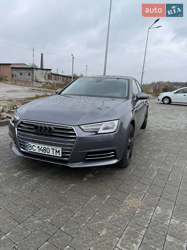 Седан Audi A4 2016 в Львове
