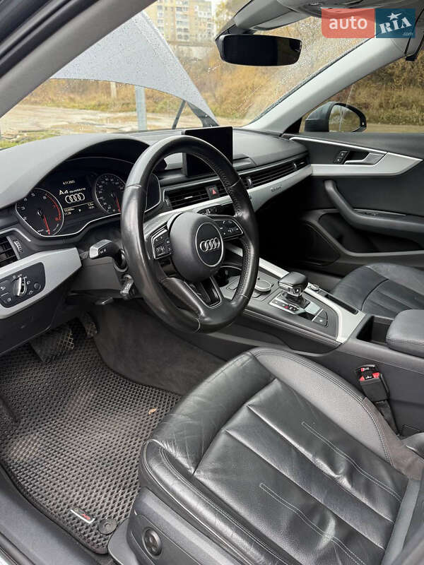 Седан Audi A4 2016 в Львове