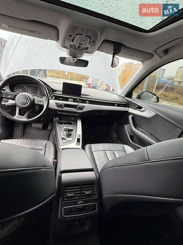 Седан Audi A4 2016 в Львове