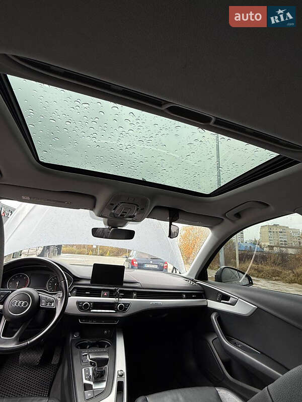 Седан Audi A4 2016 в Львове