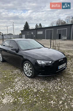Audi A4 2015