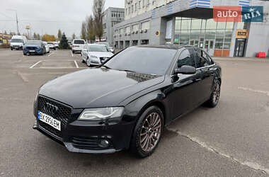 Audi A4  2011