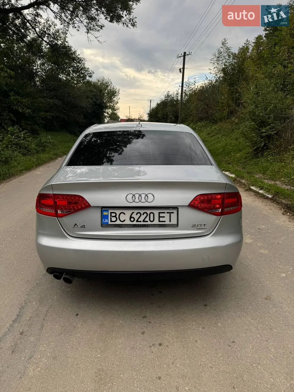 2010 Audi A4 - мініатюра 5