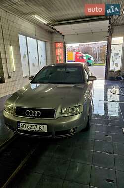 Audi A4  2003