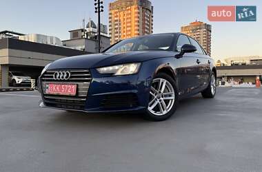 Audi A4  2017