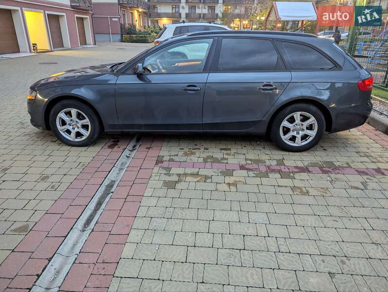 Универсал Audi A4 2010 в Ужгороде
