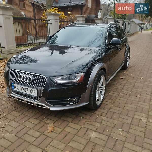 Универсал Audi A4 2012 в Киеве