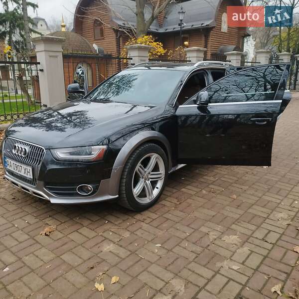 Универсал Audi A4 2012 в Киеве