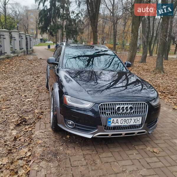 Универсал Audi A4 2012 в Киеве