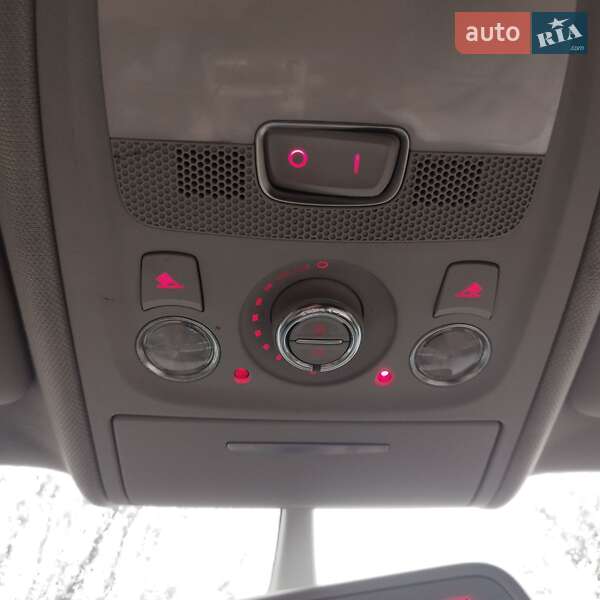 Универсал Audi A4 2012 в Киеве