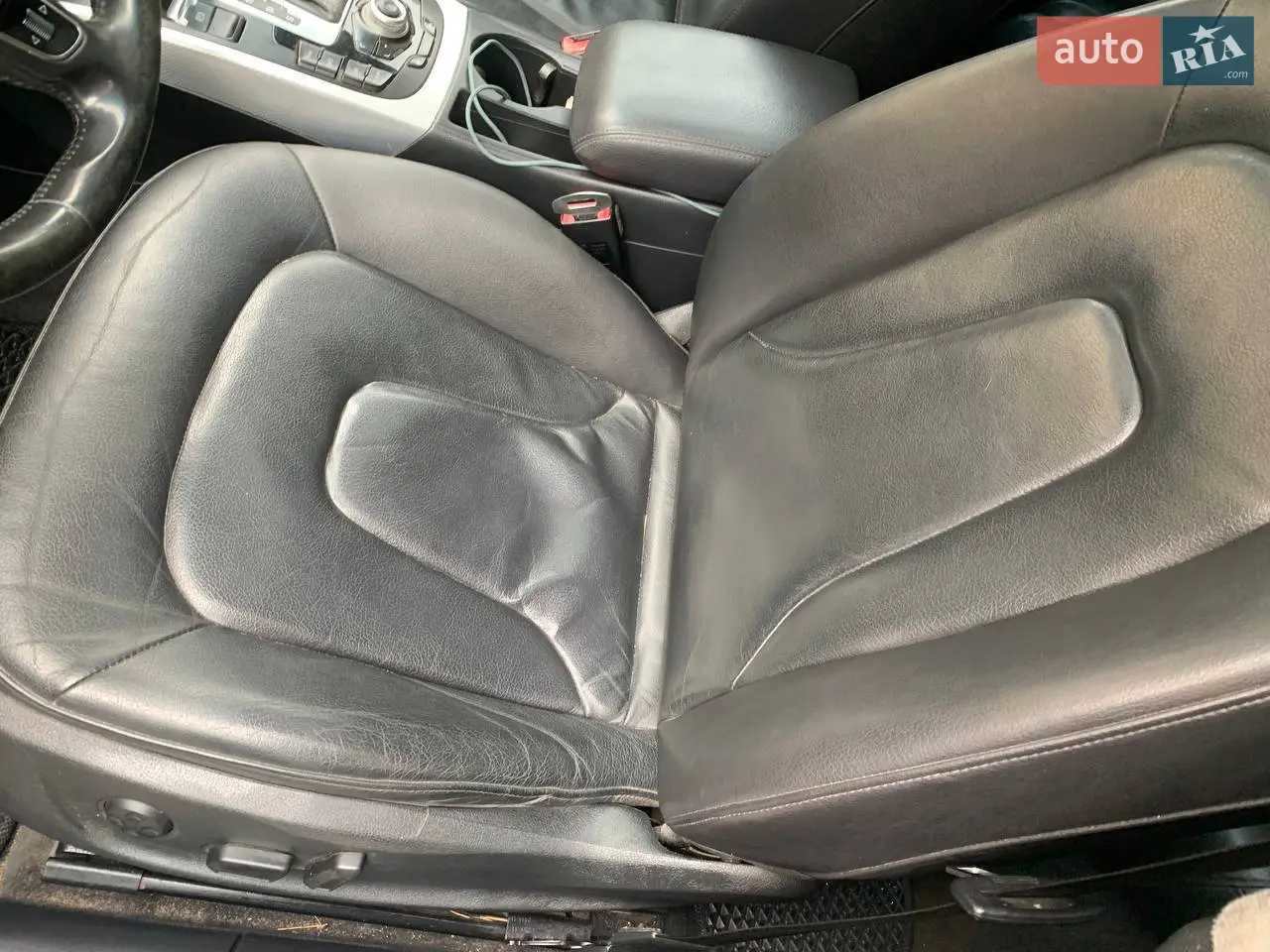 2011 Audi A4 - мініатюра 4