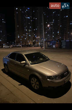 Audi A4  2003
