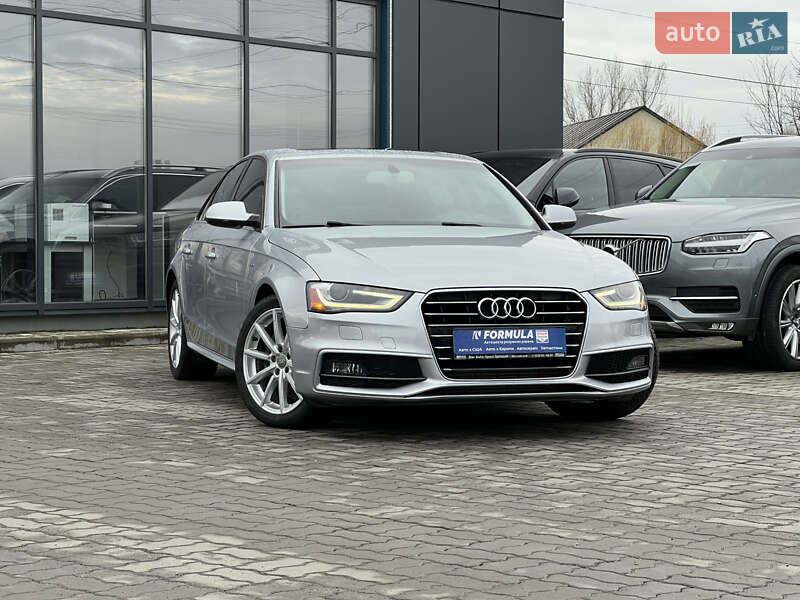 Седан Audi A4 2016 в Нововолинську