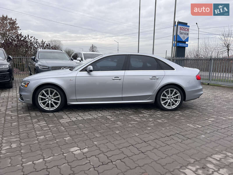 Седан Audi A4 2016 в Нововолинську