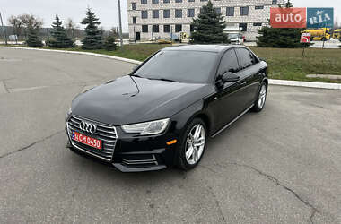 Audi A4  2017