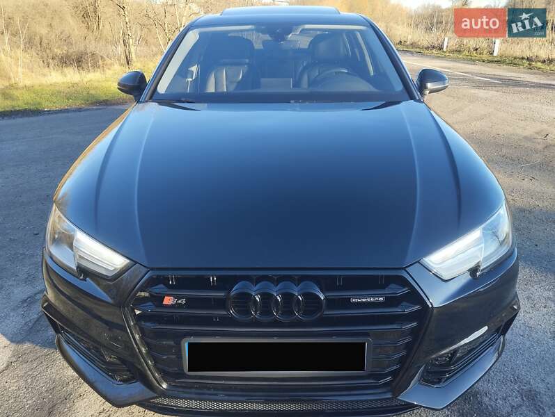 Audi A4 2018