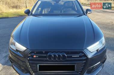 Audi A4  2018