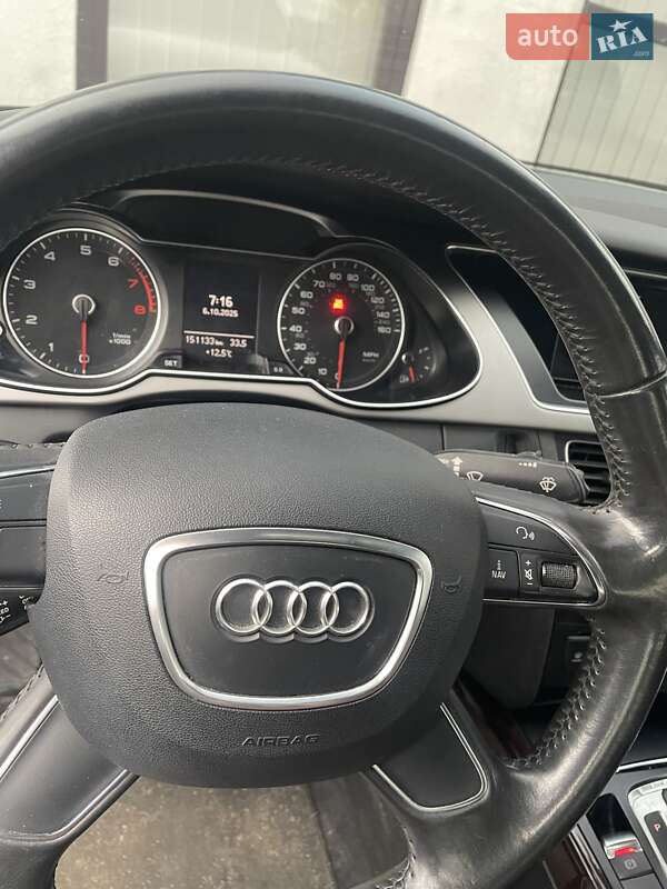 Седан Audi A4 2013 в Киеве