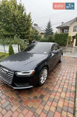 Седан Audi A4 2013 в Киеве