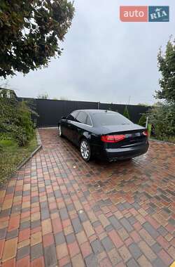 Седан Audi A4 2013 в Киеве