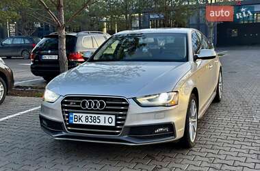 Audi A4 2014