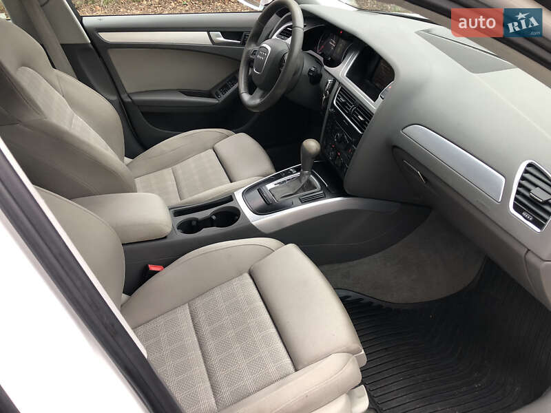 Универсал Audi A4 2011 в Галиче
