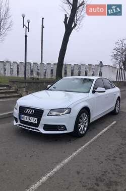 Audi A4  2011