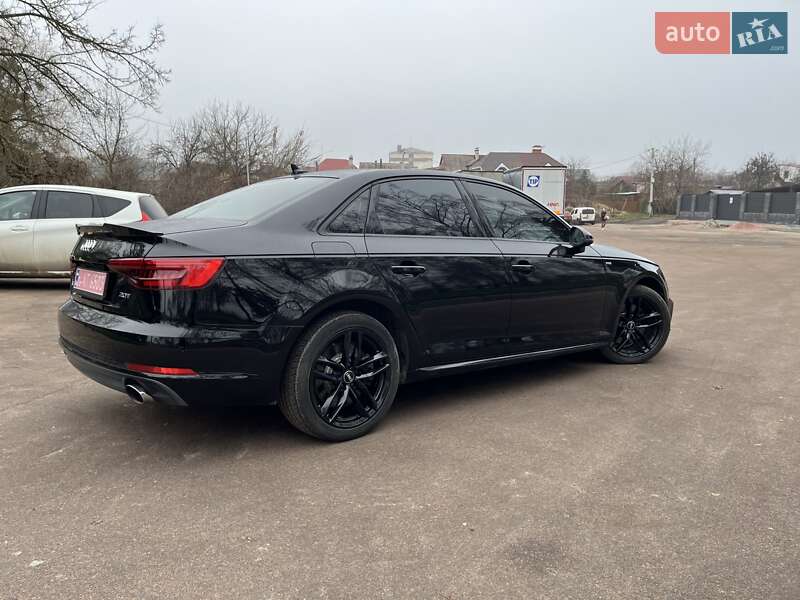 Седан Audi A4 2017 в Житомире