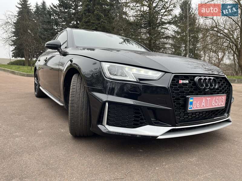 Седан Audi A4 2017 в Житомире
