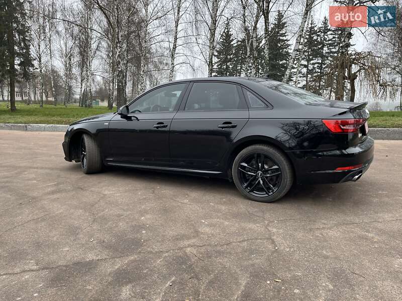 Седан Audi A4 2017 в Житомире