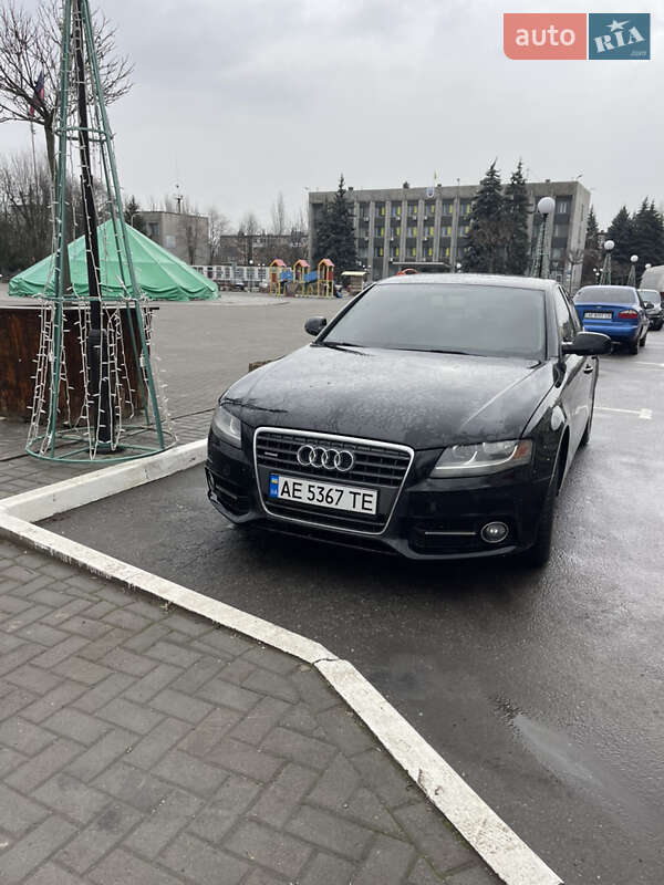 Седан Audi A4 2009 в Покрові