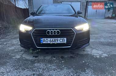 Audi A4  2018