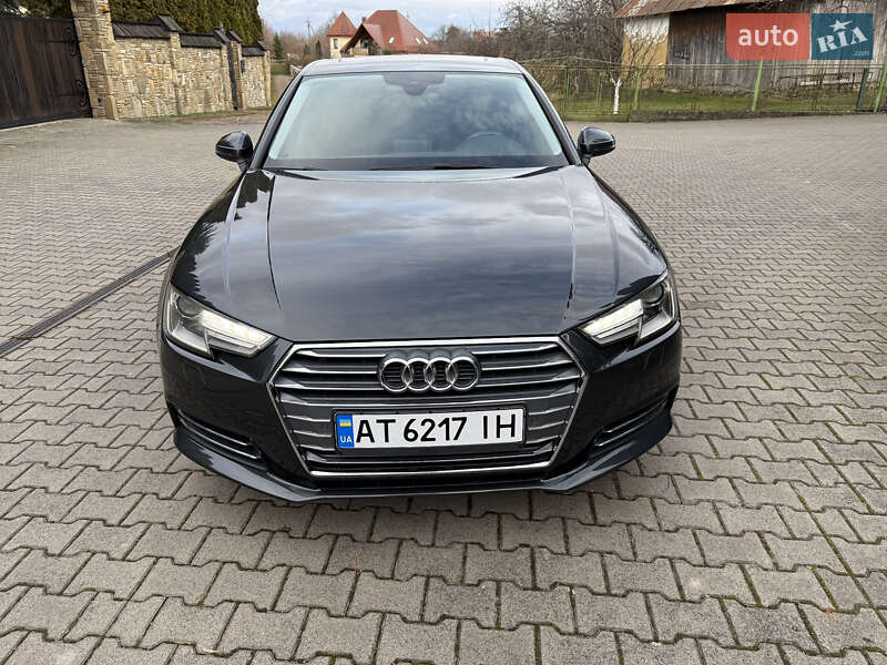 Седан Audi A4 2016 в Надворной
