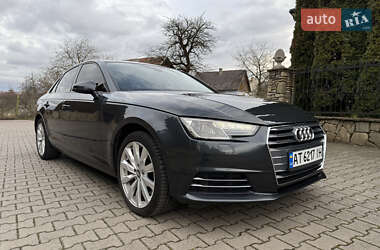 Седан Audi A4 2016 в Надворной