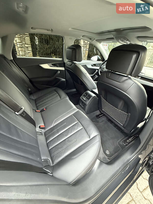 Седан Audi A4 2016 в Надворной
