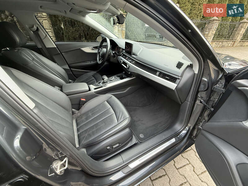 Седан Audi A4 2016 в Надворной