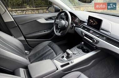 Седан Audi A4 2016 в Надворной