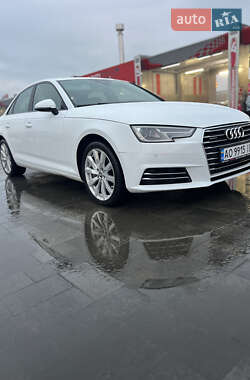 Audi A4  2016